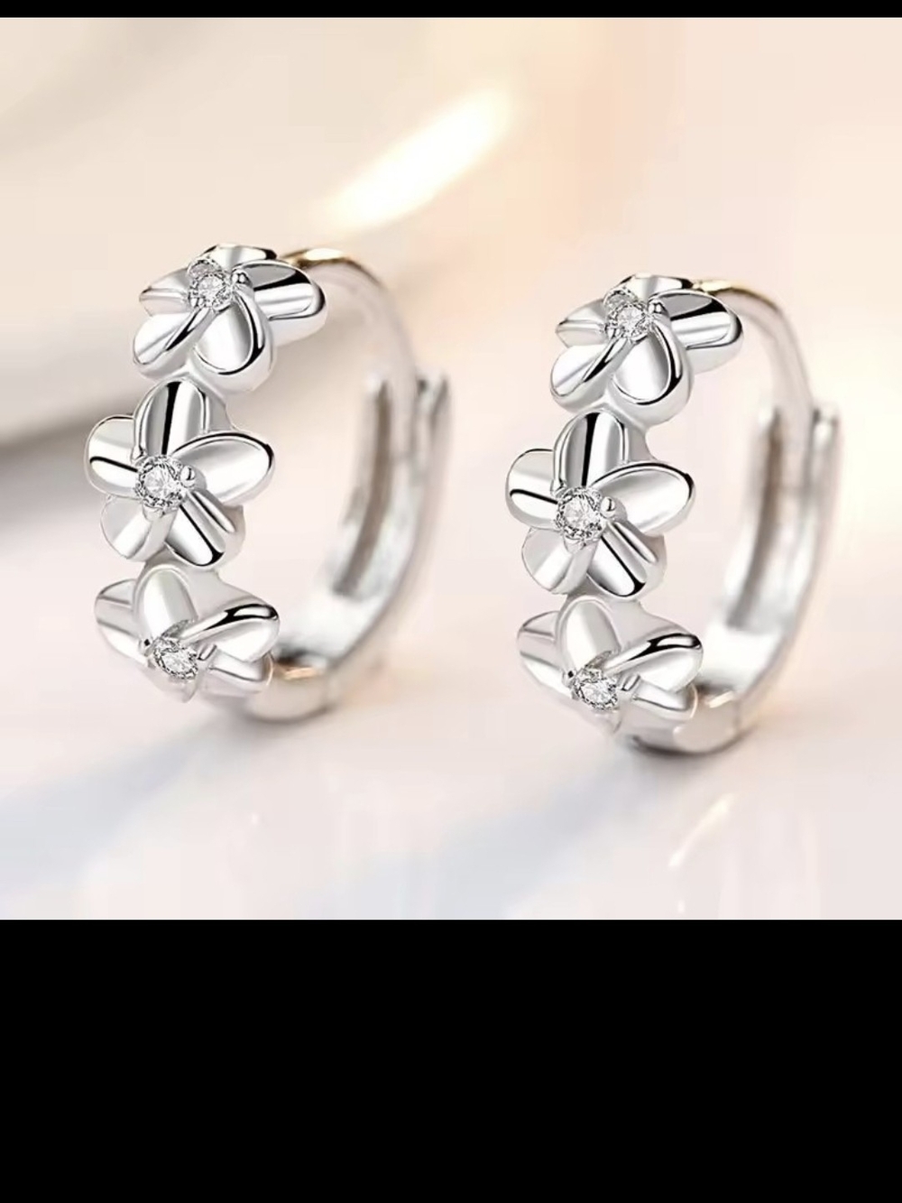 925 Sterling Silver Floral Hoop Earrings - Silver